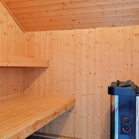 別荘 Three-bedroom Holiday In
