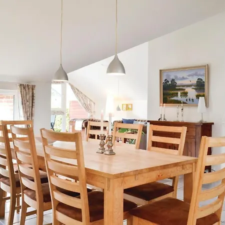 別荘 Three-bedroom Holiday In
